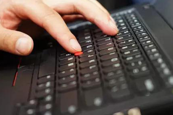 聯想thinkpad筆記本電腦